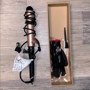 Brand new 38mm curling iron